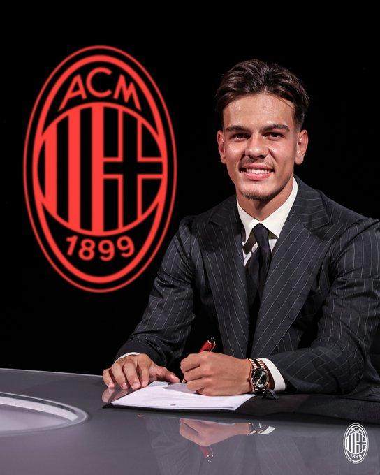 1754496871755000923.jpg 1754496866139.jpg