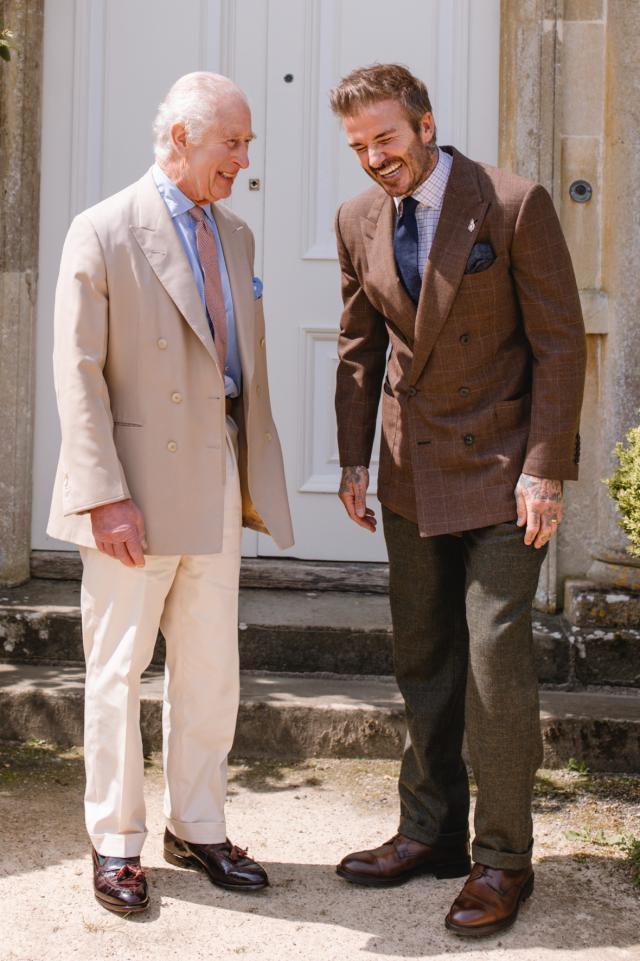 1749193213757004155.jpg 1749193208008.jpg