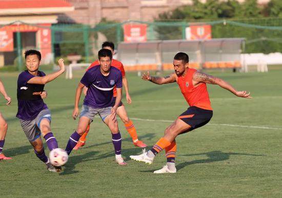 1625021532883019707.jpg ts.jpg